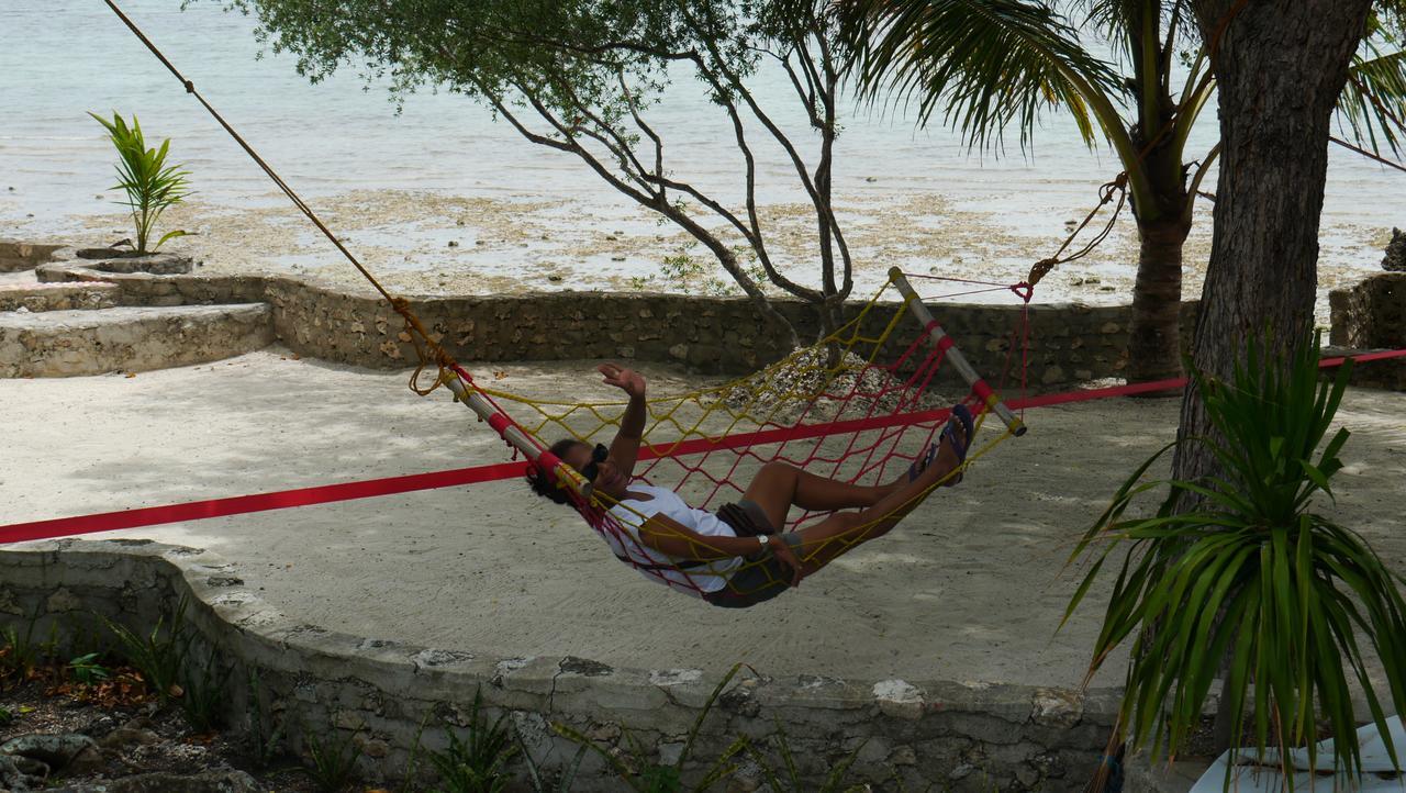 Moalboal T Breeze Coastal Resort Eksteriør billede